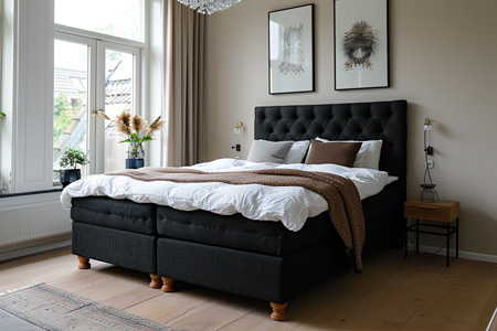 Boxspring posteľ 160x200.