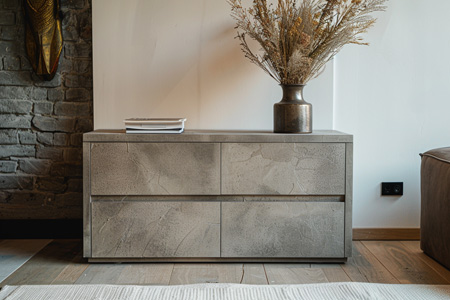 Komoda beton.